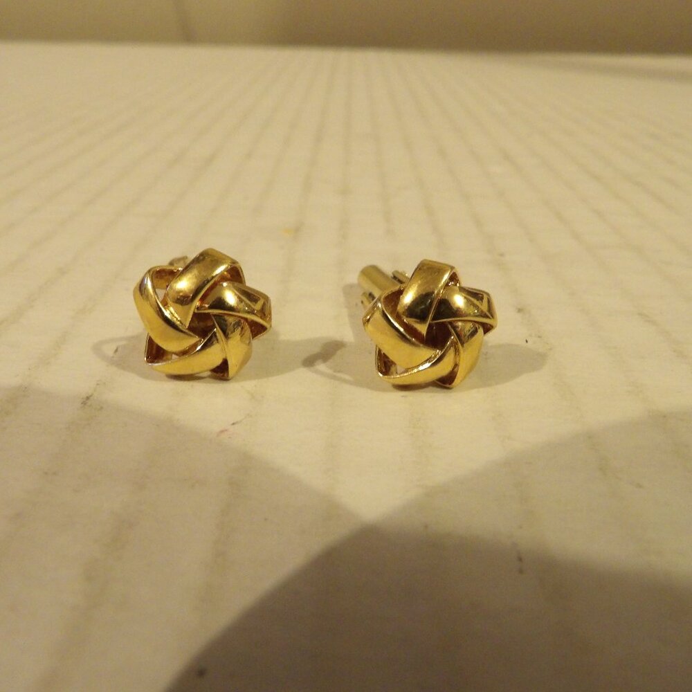 + Small Knots Gold Tone Vintage Smooth Hinged Cuff Links Square Lover's
